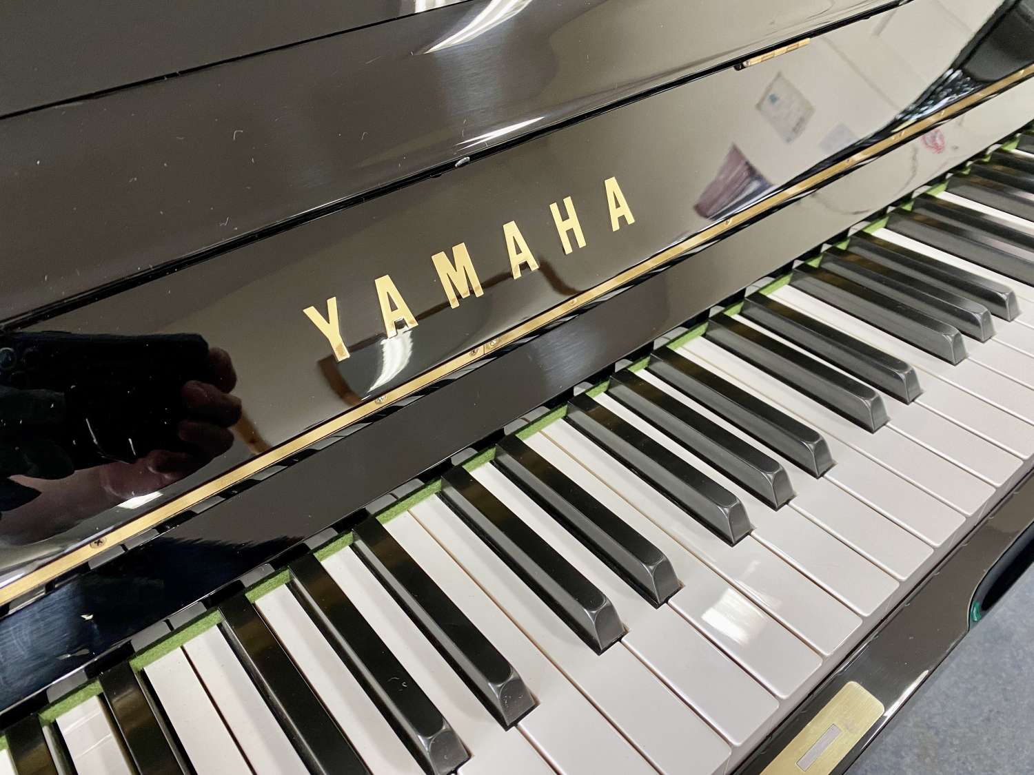 YAMAHA U1H piano for sale