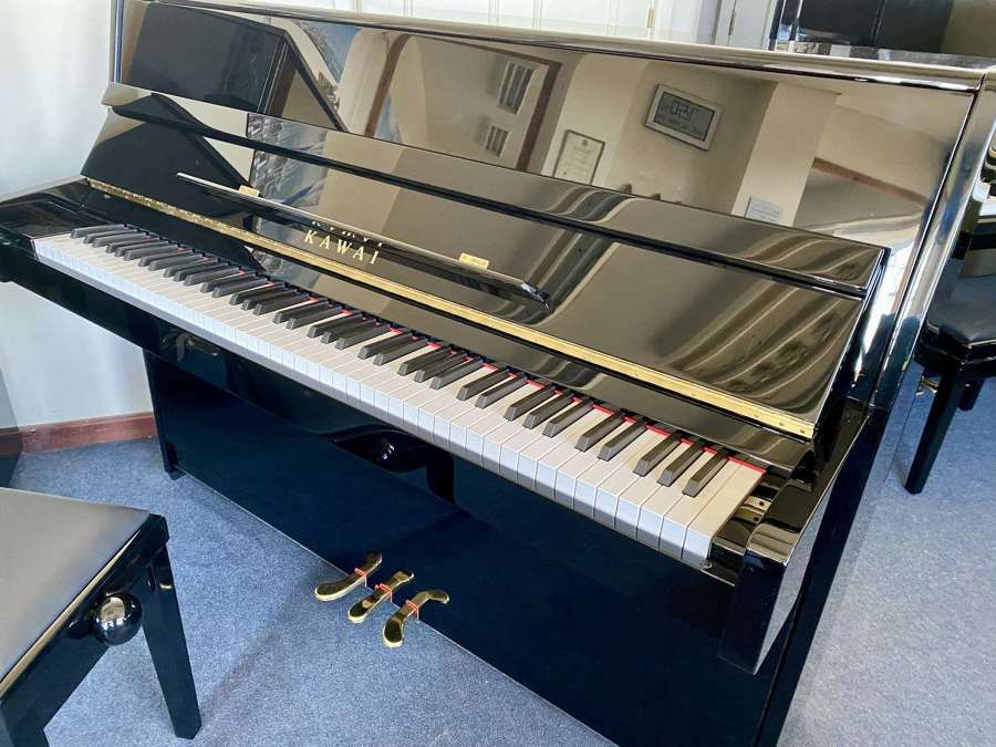 KAWAI  K-15E piano for sale+stool